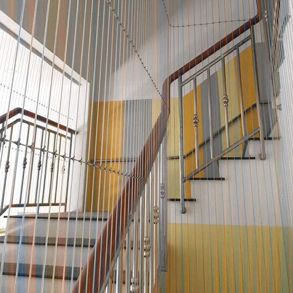 Lắp lưới an toàn tại chung cư Hạ Long